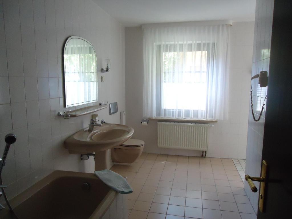 Hotel Marthahaus Хале Екстериор снимка