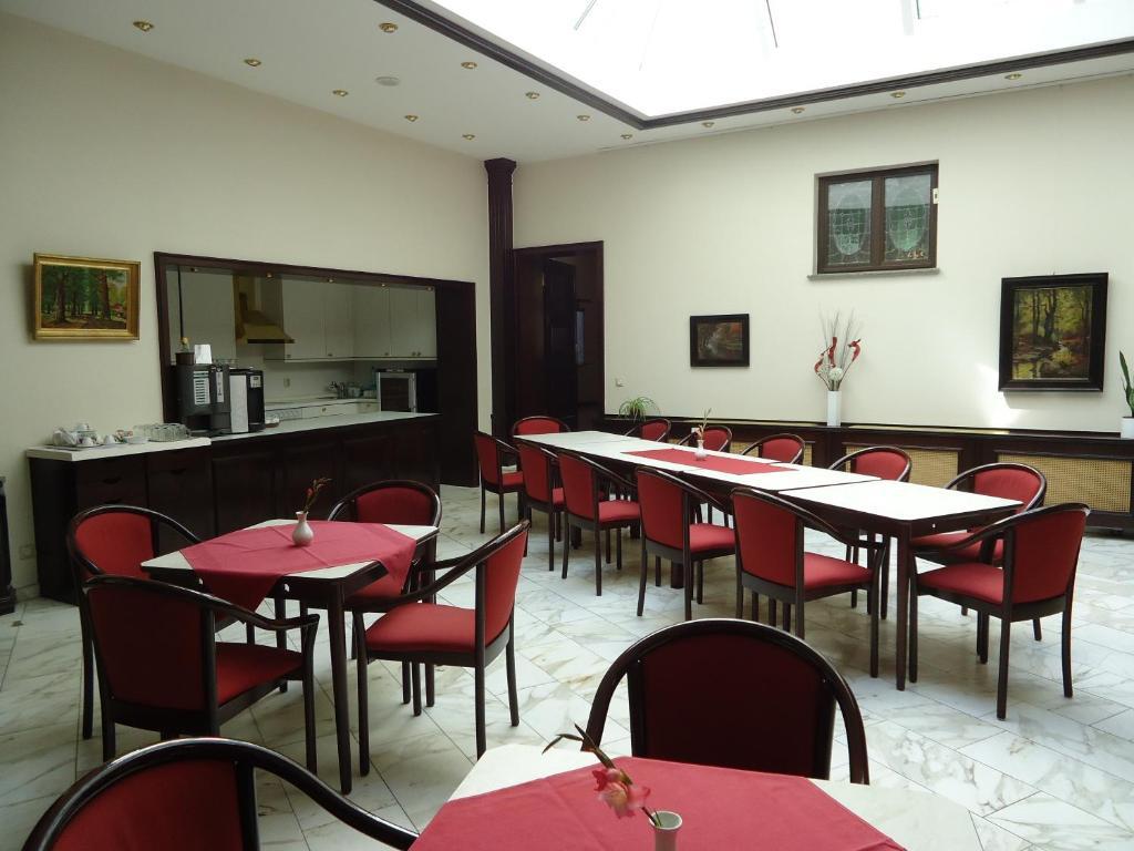 Hotel Marthahaus Хале Екстериор снимка